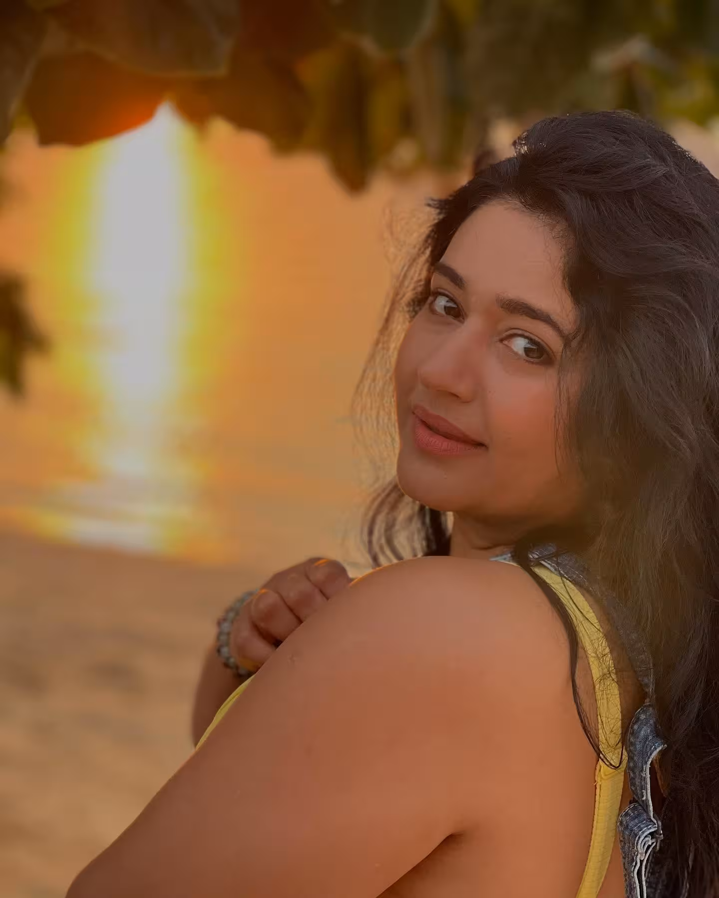 Golden Hour Glow: Poonam Bajwa Shines