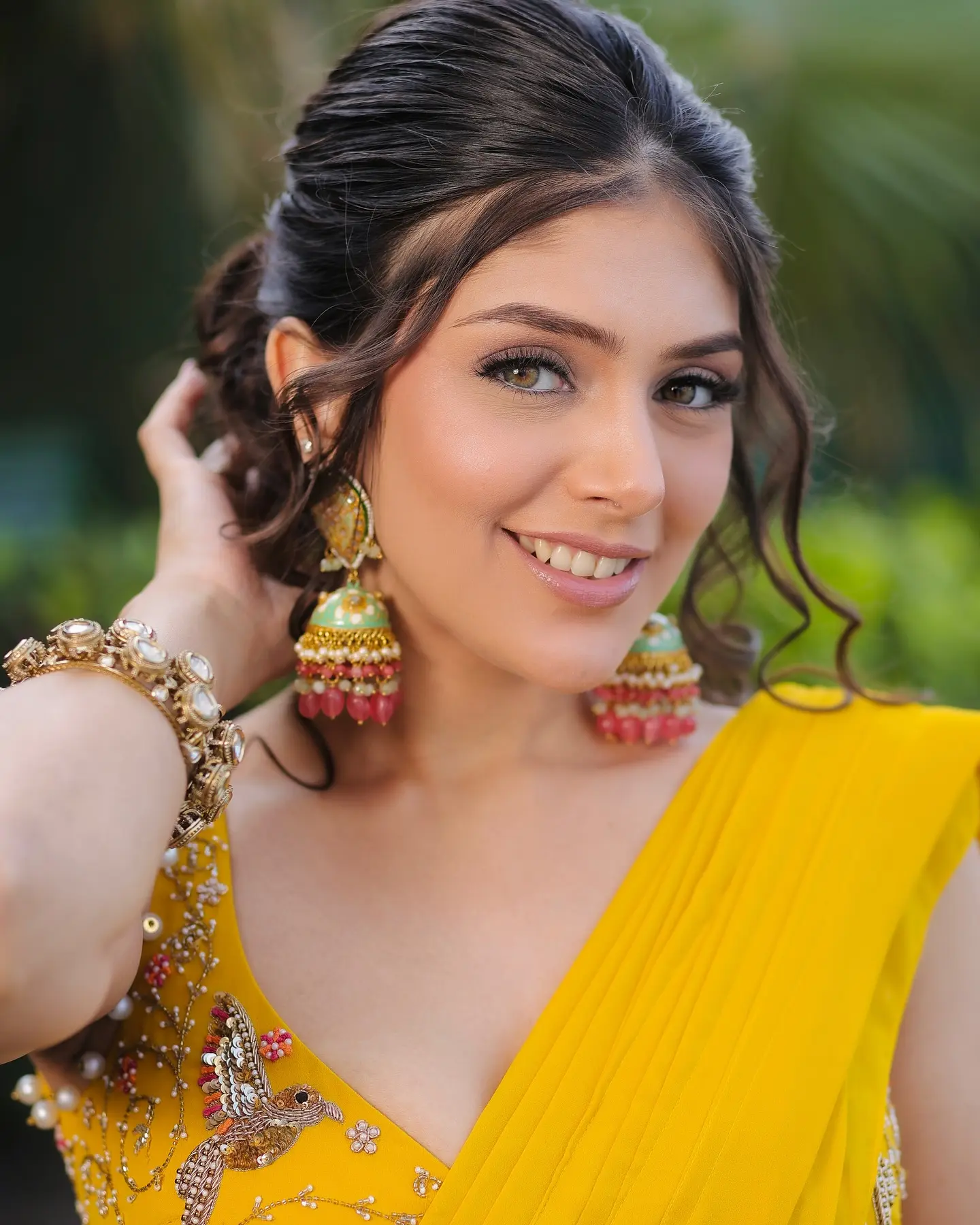 Golden Hues Inspire Ishita Chauhan’s Ethereal Look