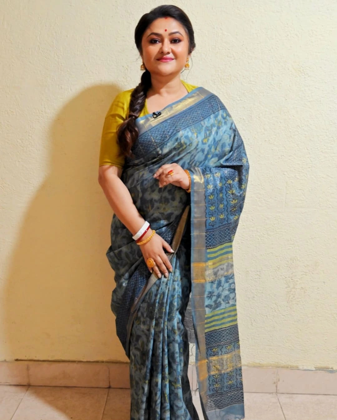 Graceful Elegance: Koneenica Banerjee's Timeless Signature Style