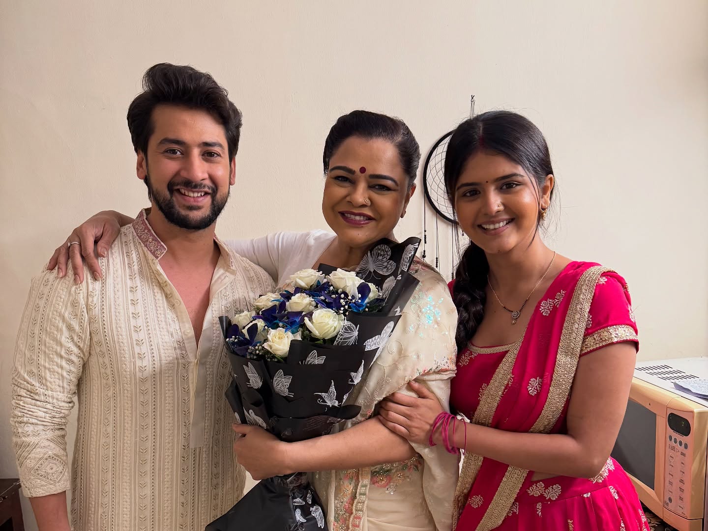 Gulfam Khan Hussain Honors Mothers With Heartfelt Message