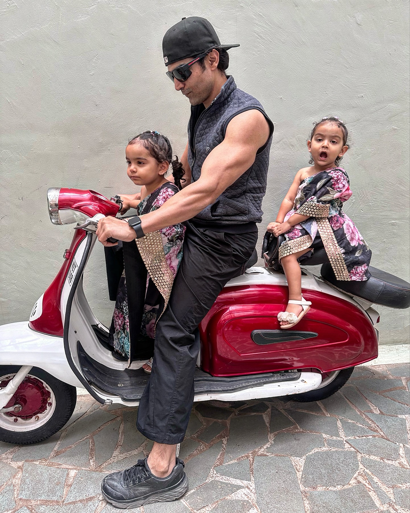 Relaxing Sunday vibes: love, laughter, lazy cuddles on a heartfelt Mother’s Day pure bliss.