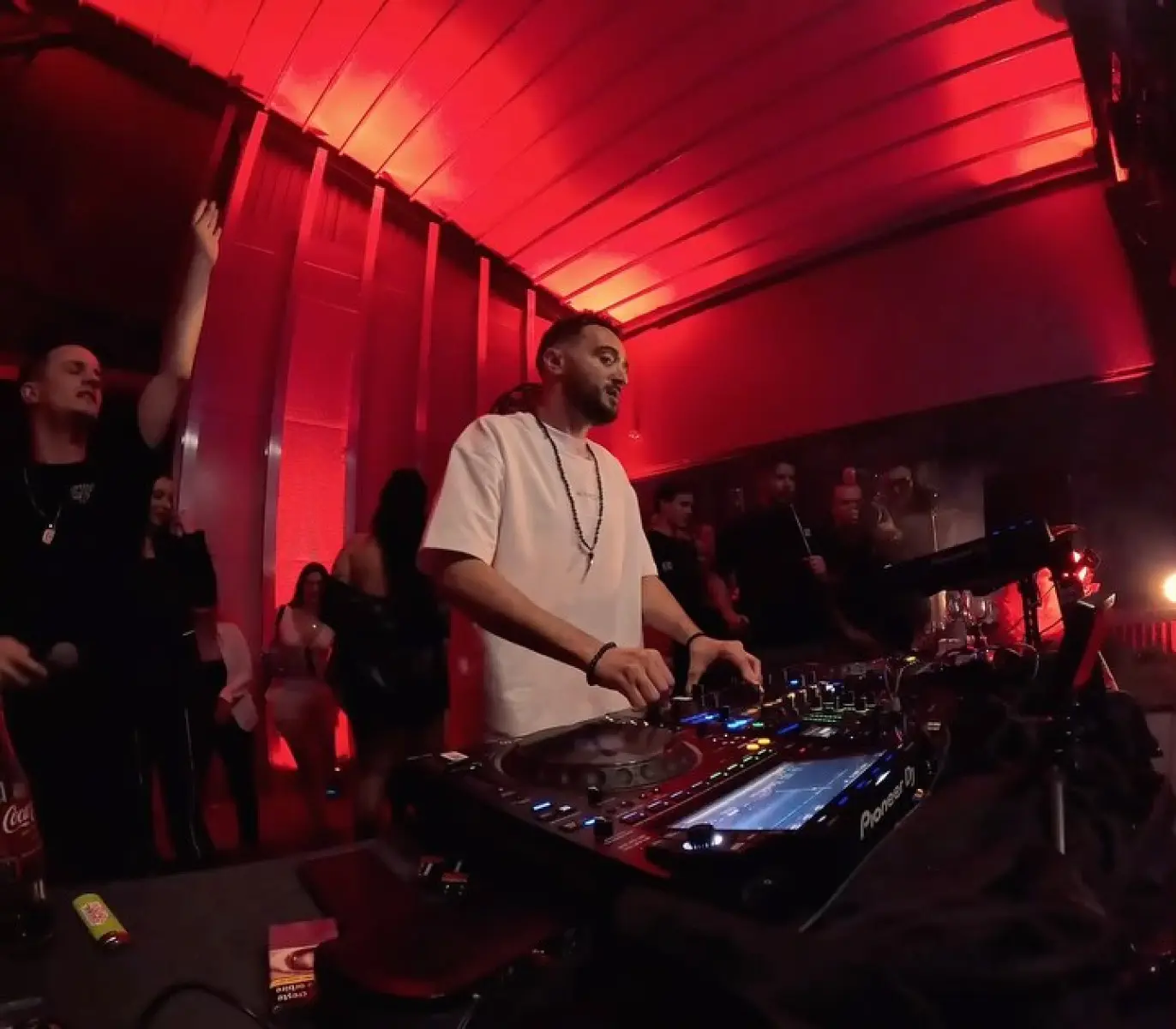 Sibiu’s venue bursts with life at Heart Society, where Afro House beats enthrall each soul