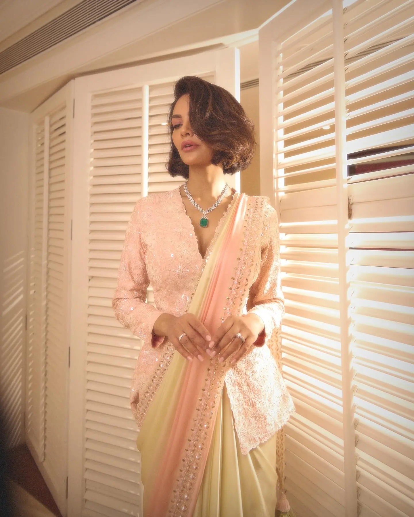 India Creating Waves At Summit 2025 Esha Gupta champions India's creative surge at summit uniting innovators for future waves.
