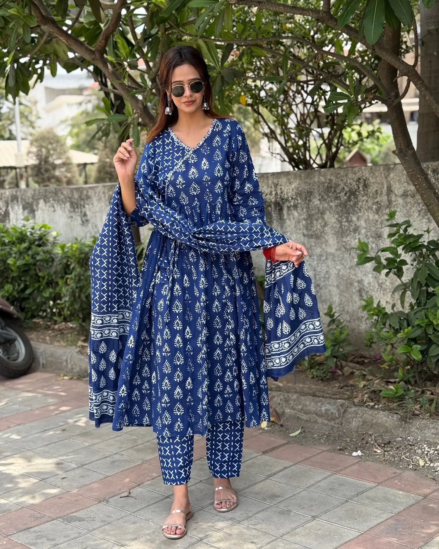 Indigo Cotton Suit Set For A Chic Look