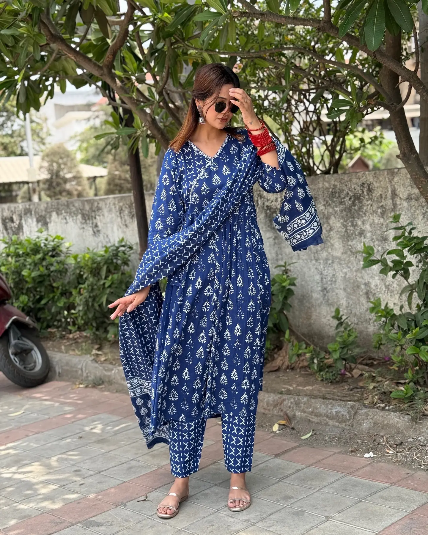 Indigo Cotton Suit Set For A Chic Look