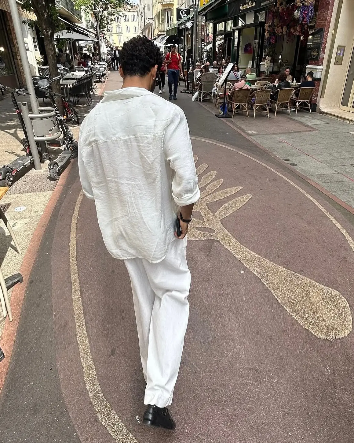 Ishaan Khatter at Cannes 2025: Homebound Premiere