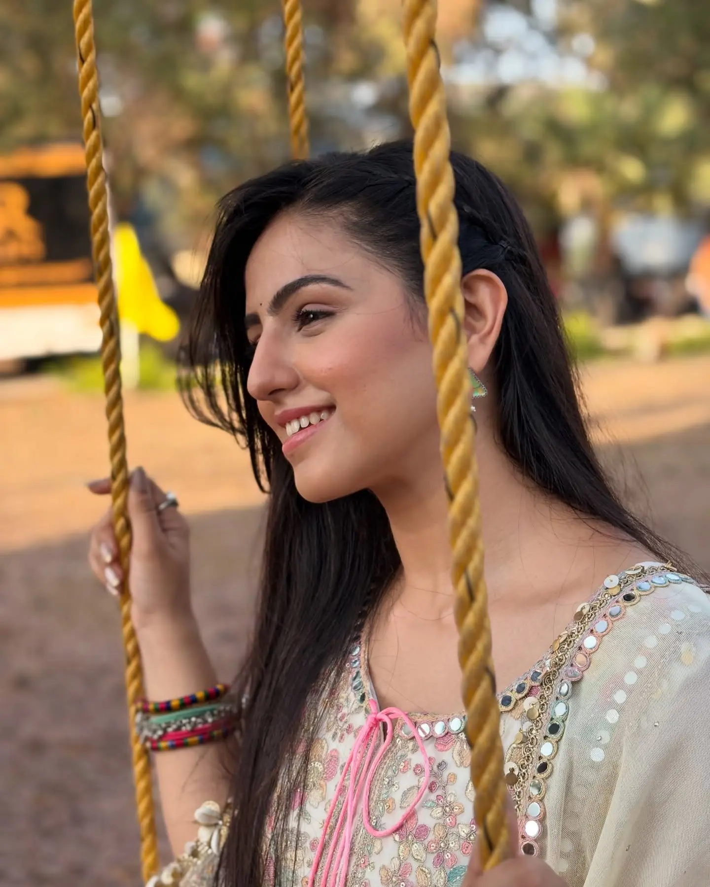 Isha’s Style Shines On Dangal TV