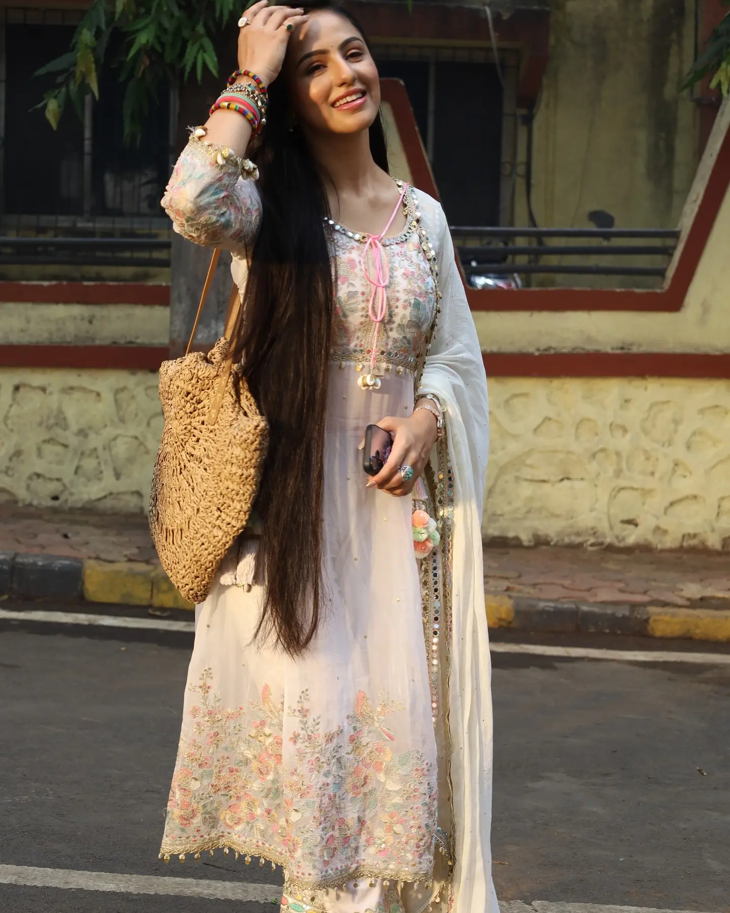 Isha’s Style Shines On Dangal TV