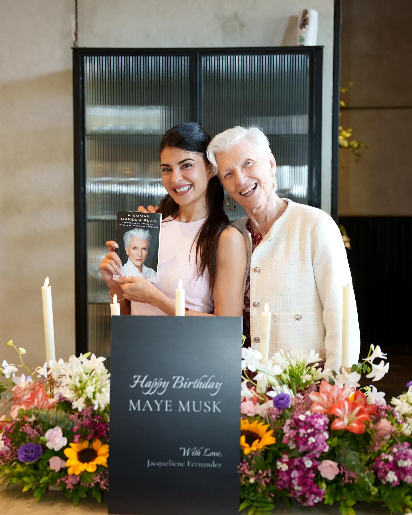 Celebrating strength as Maye Musk debuts her empowering Hindi book at a literary launch!!