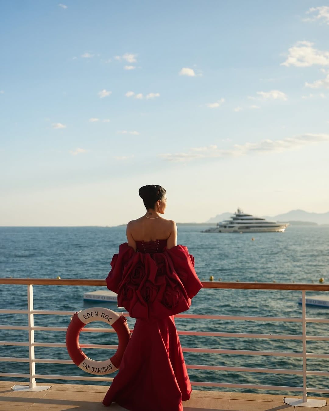 Jacqueline Fernandez Stuns At Cannes 2025