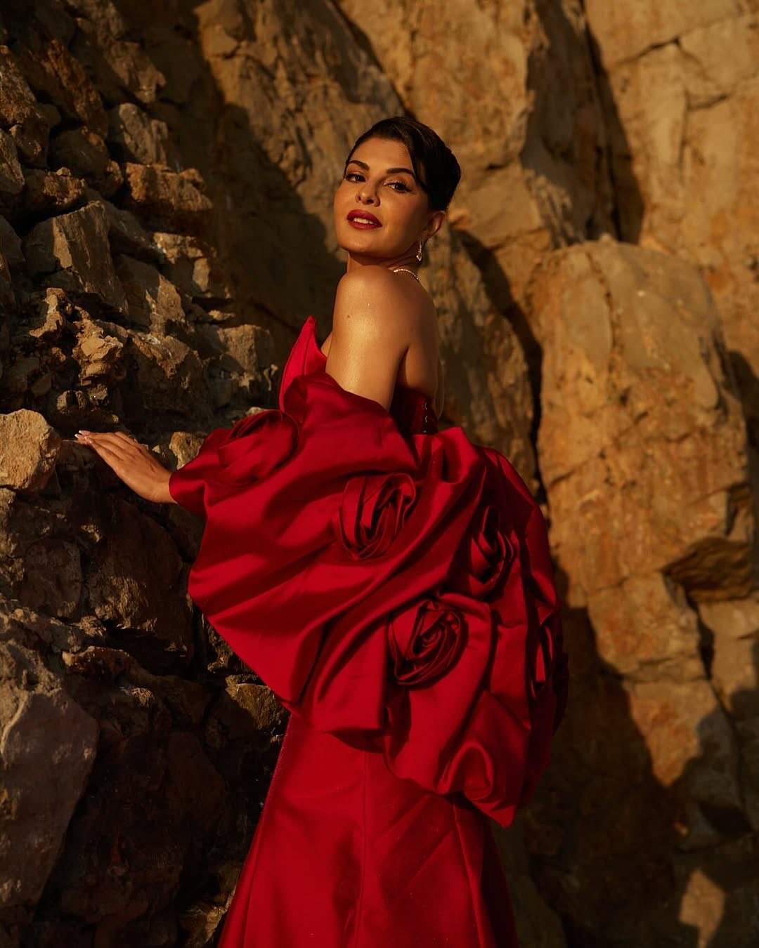 Jacqueline Fernandez Stuns At Cannes 2025