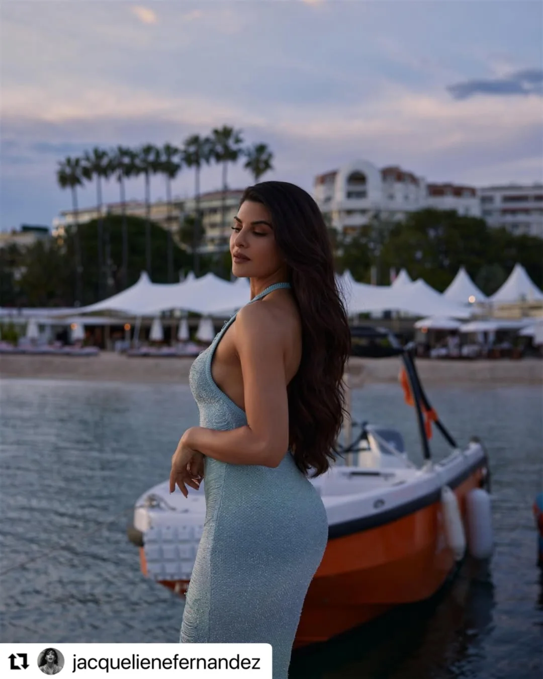 Jacqueline Fernandez Stuns In Bold Blue At IIFA