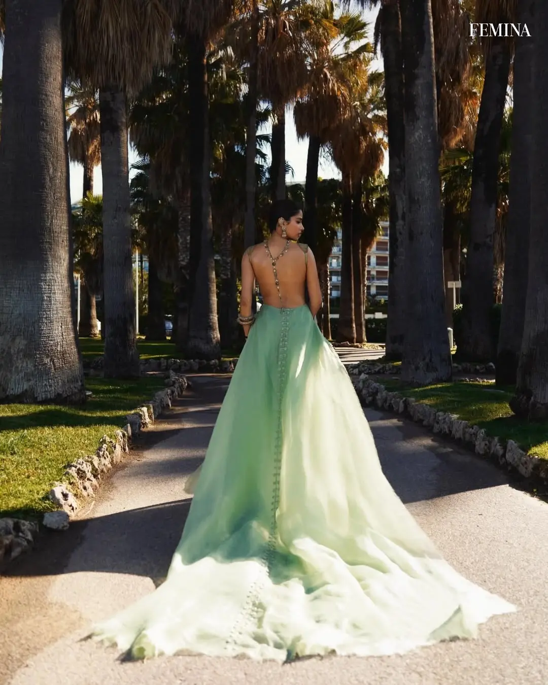 Janhvi Kapoor Shines at Cannes in Custom Couture
