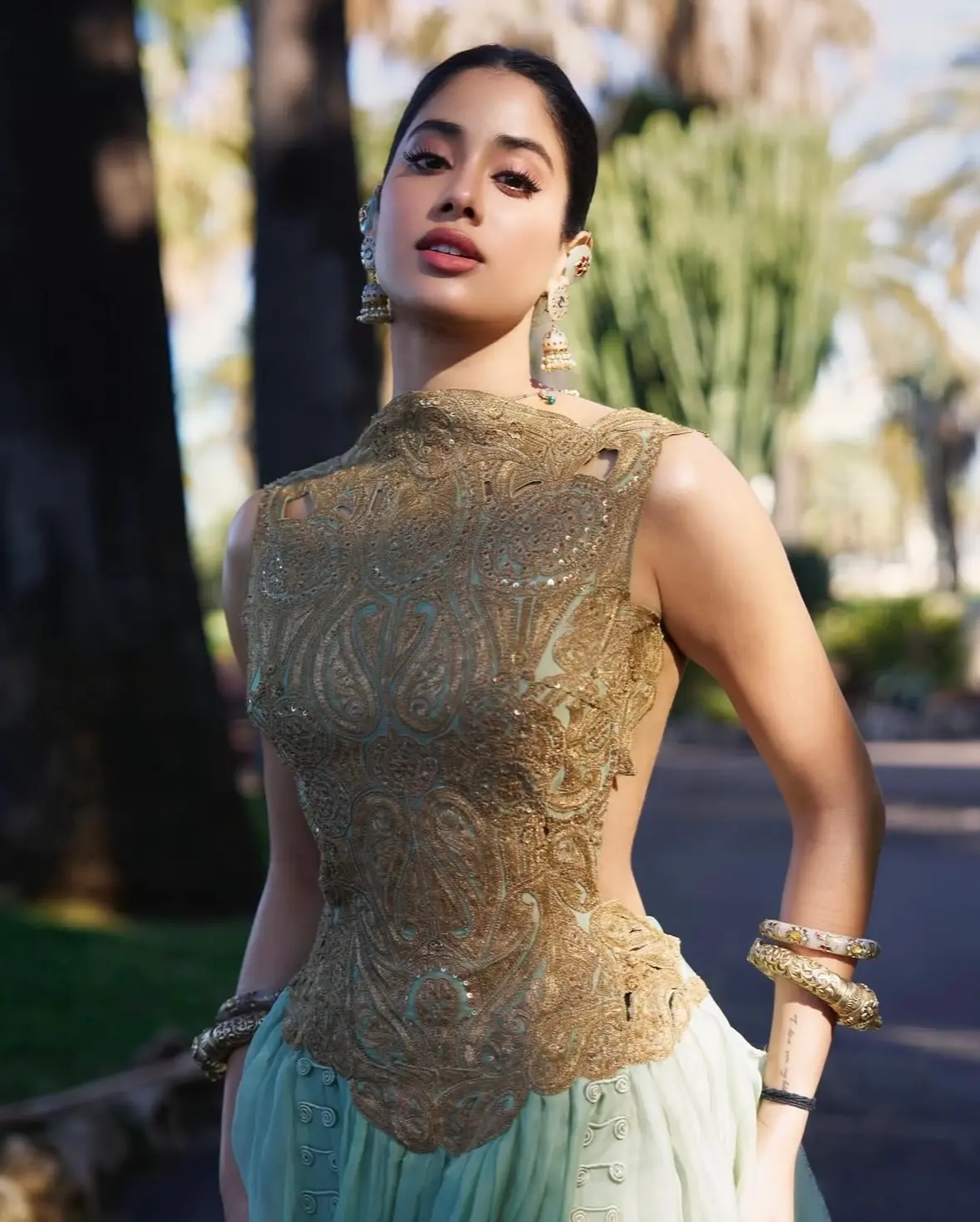 Janhvi Kapoor Stuns In Custom Anamika Khanna Look
