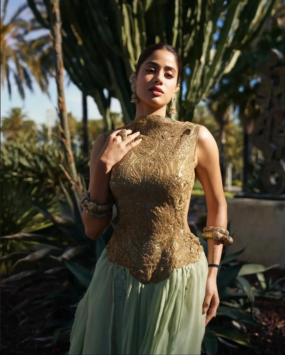 Janhvi Kapoor Stuns In Custom Anamika Khanna Look