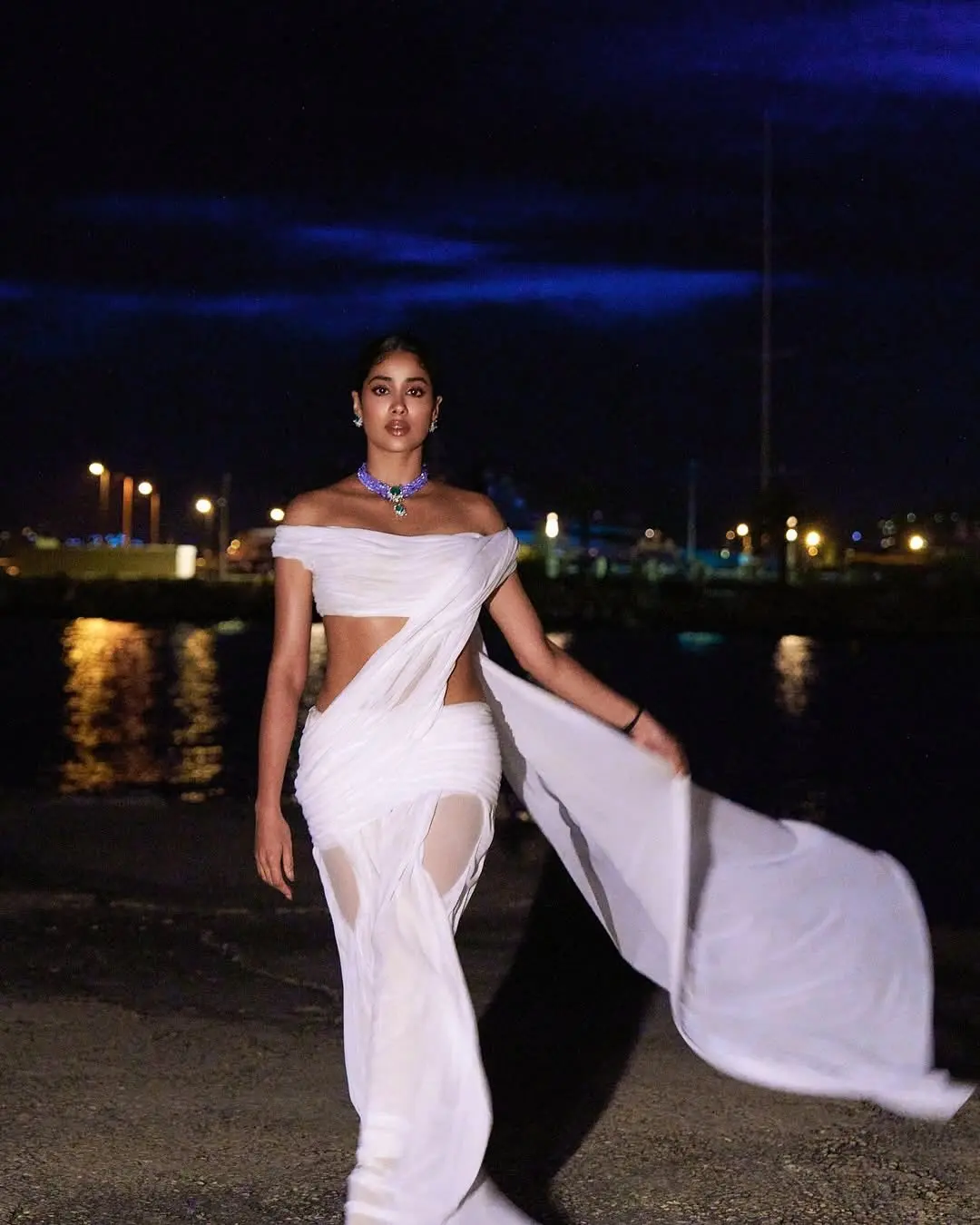 Janhvi Kapoor’s Bold Wet Saree Tribute