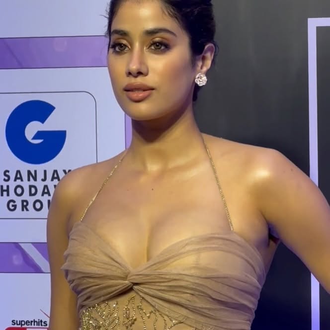 Janhvi Stuns In Archive Glamour