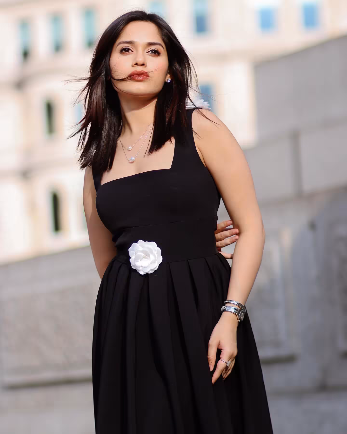 Jannat Zubair Rahmani Stuns In 'HER' Photo