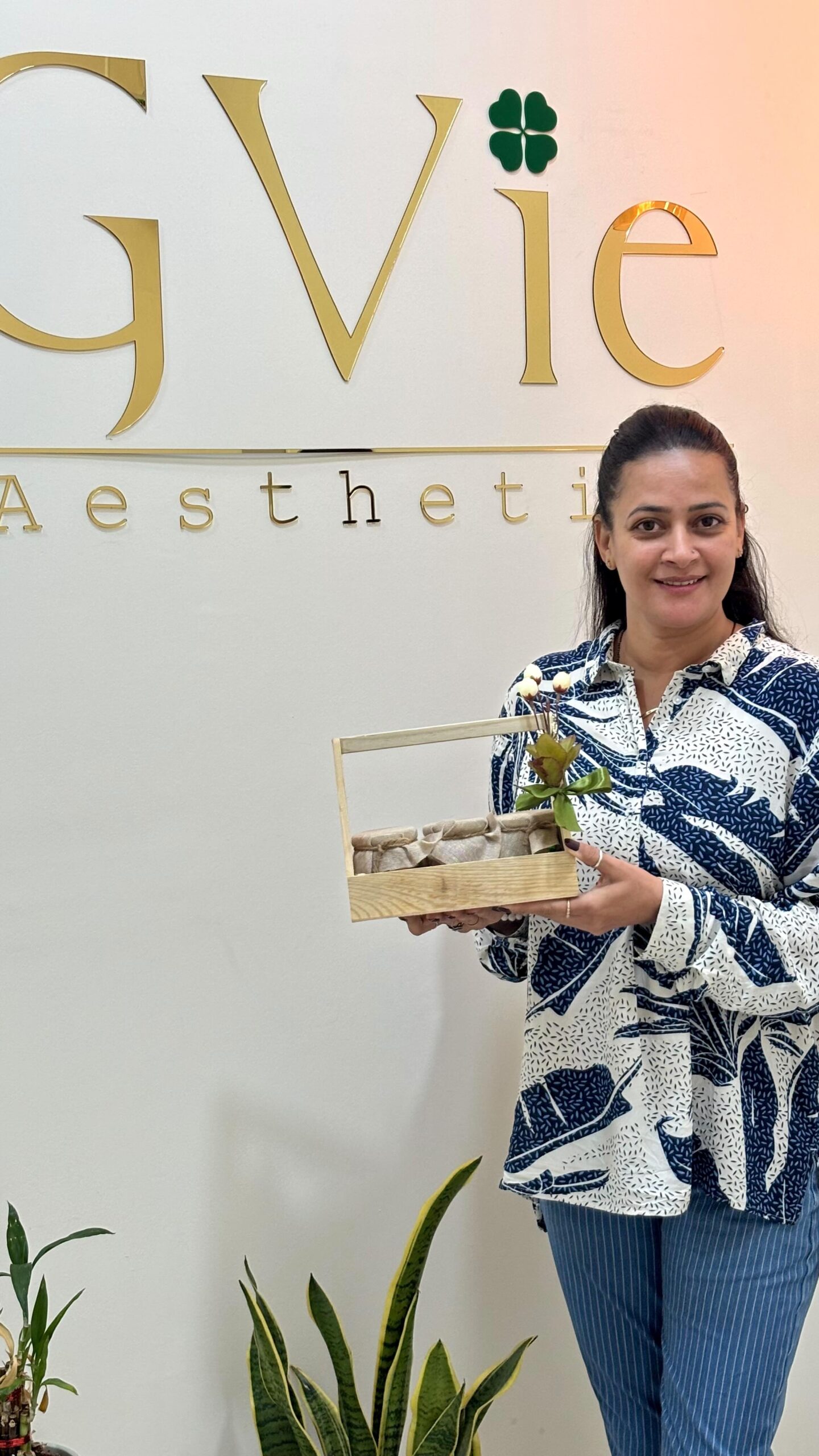 Celebrity Jaswir Kaur enjoys premium skin treatments and rejuvenating peels for glow! - ok