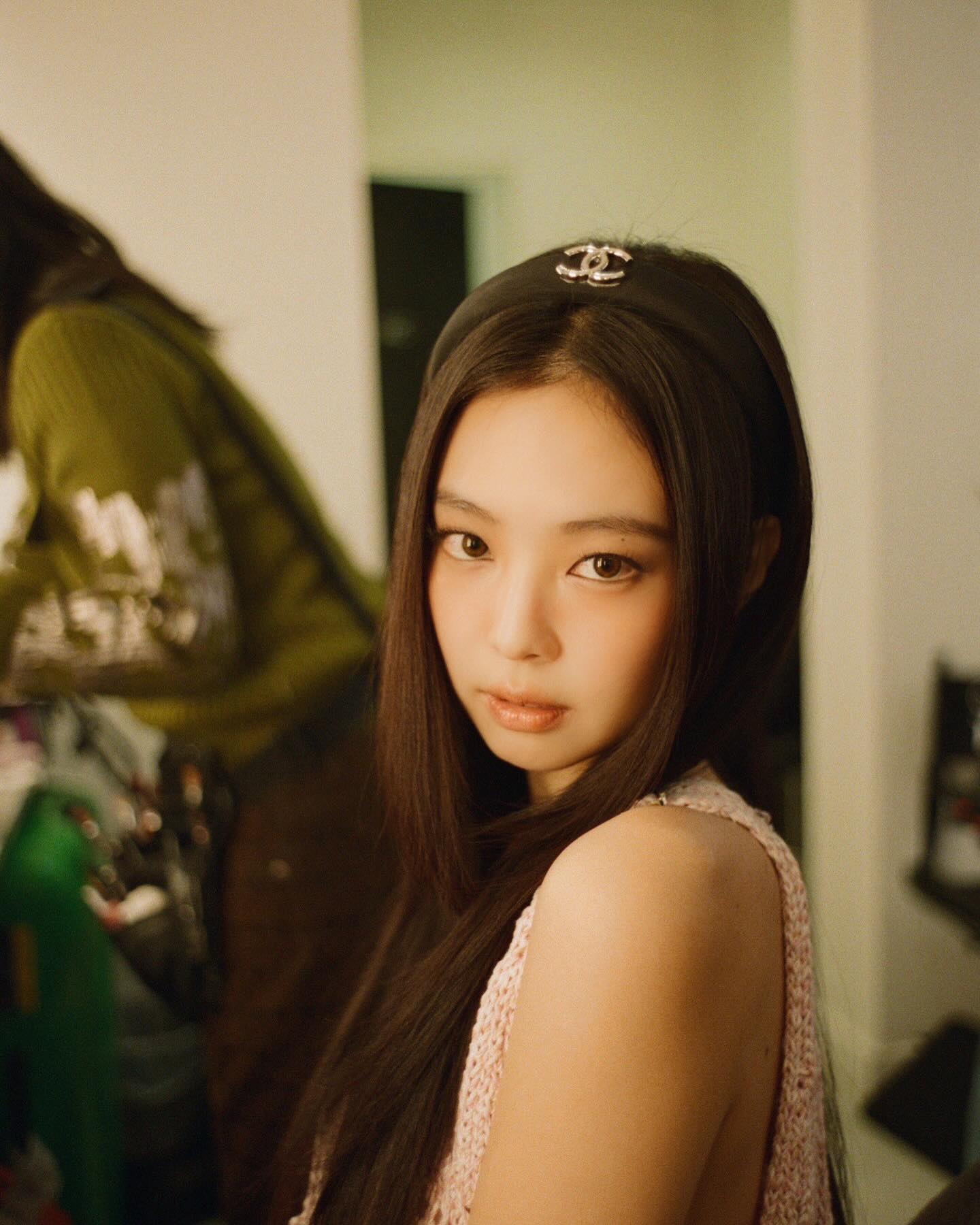 Jennie Ruby Jane Dazzles in Chanel Campaign