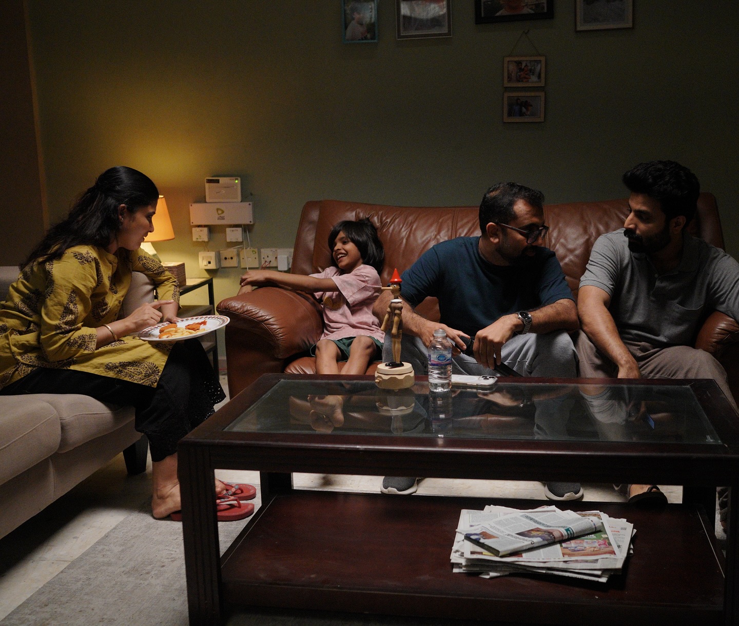 Jeppu Family Time Captured In Charming Sarkeet Moments Charming bonds revealed: Divyaprabha celebrates family time with heartfelt moments on set!