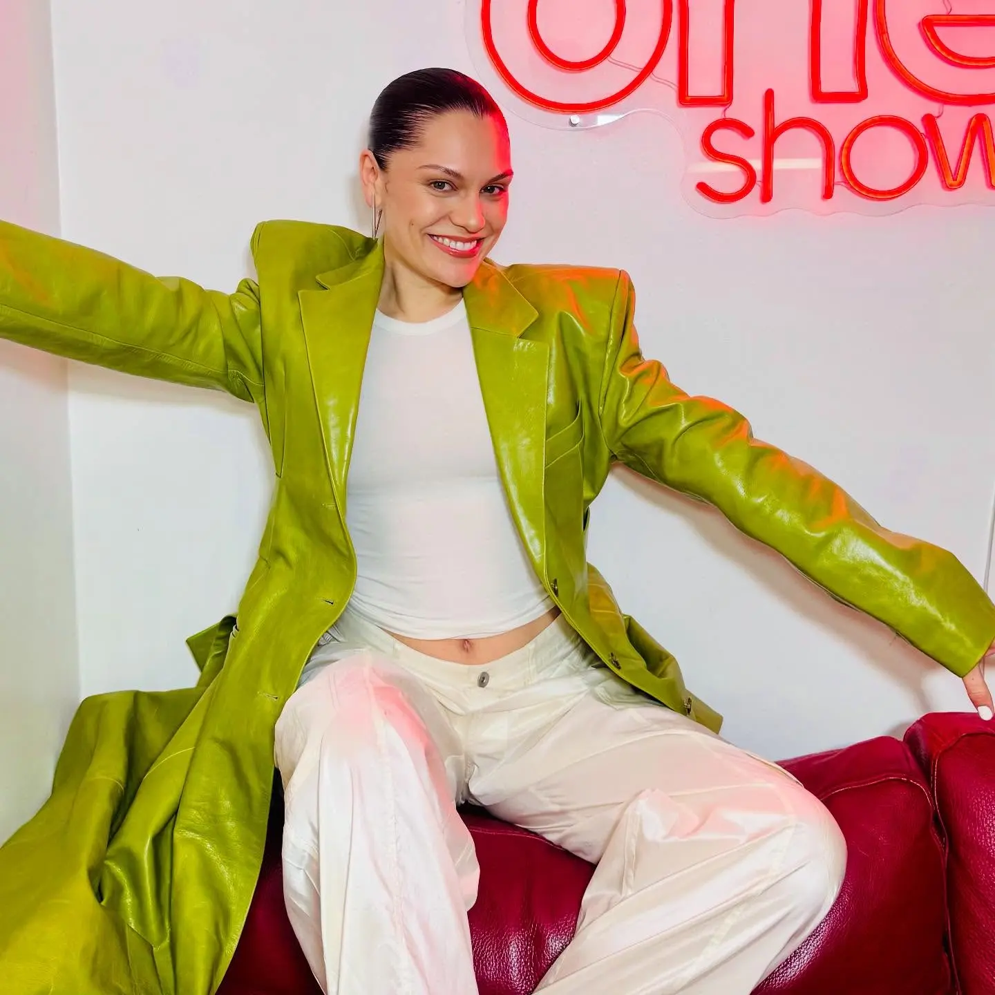 Jessie J Cryptic Instagram Post Sparks Curiosity