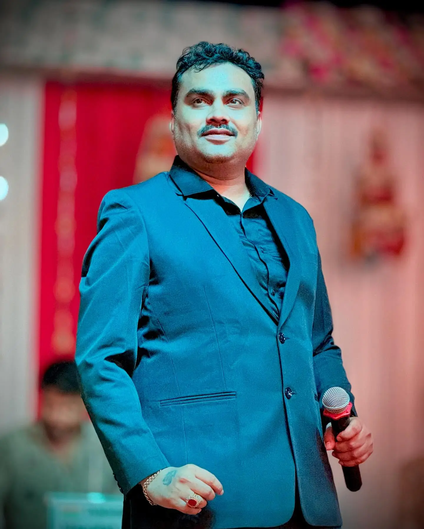Jignesh Barot Electrifies Bharuch Night Stage Dynamic performance and high energy lit up Bharuch last night with Jignesh Barot live!!?!