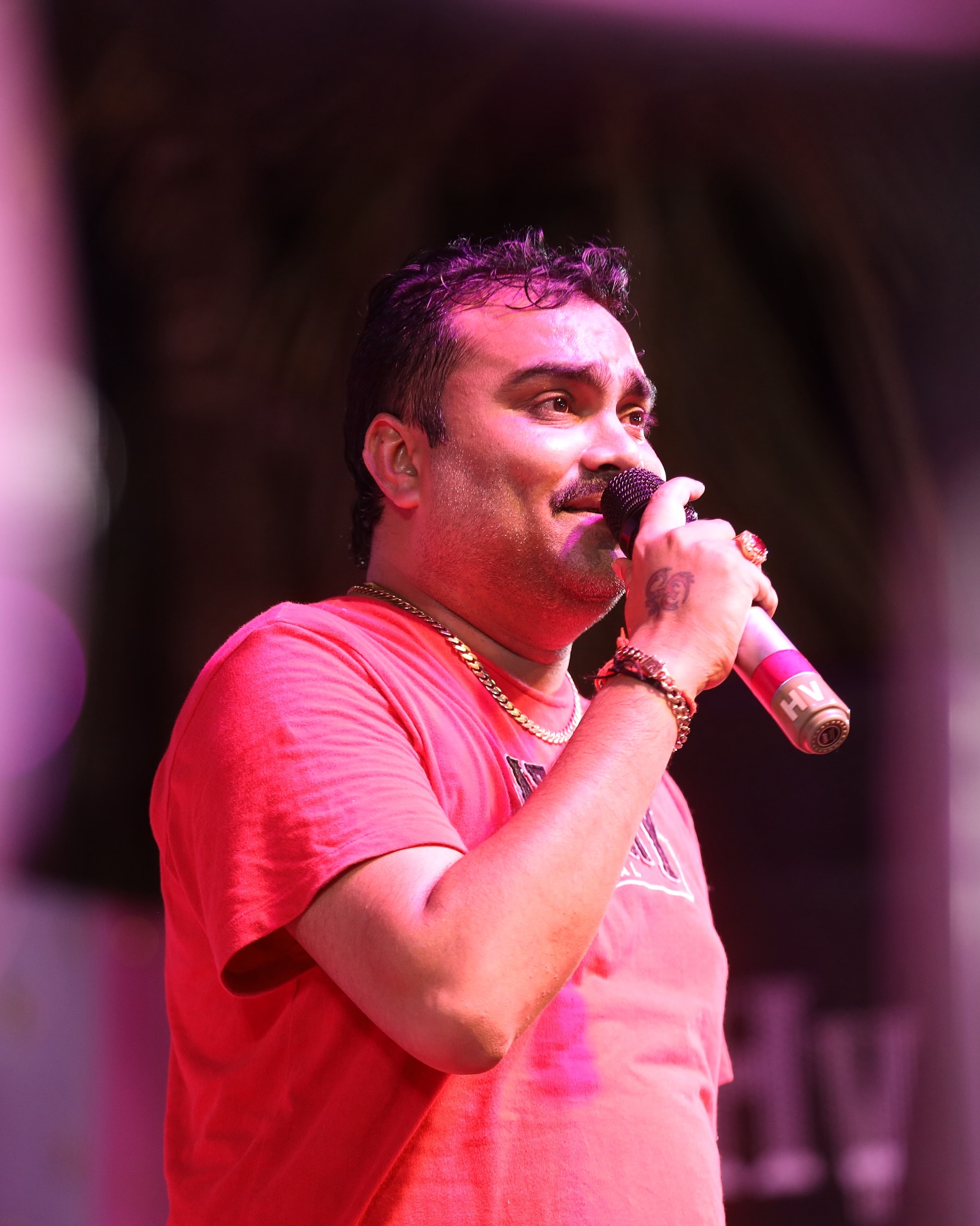 Jignesh Barot Lights Up Mandvi With Rass Garba