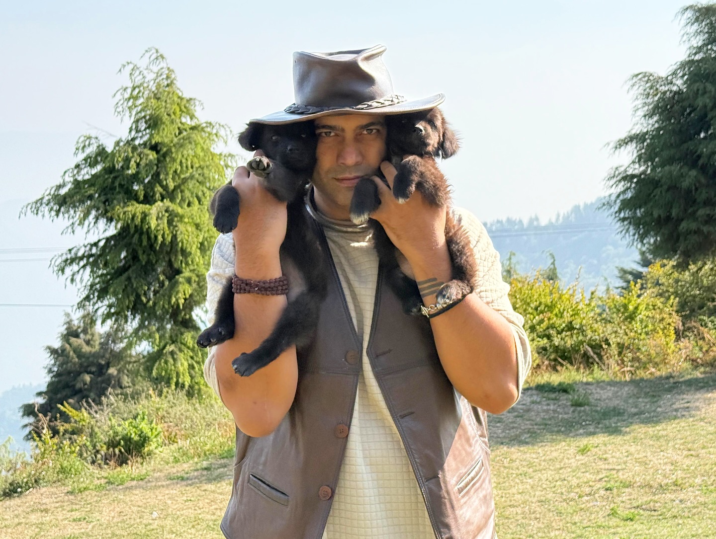 Jubin Nautiyal Spots Furry Cuddles In New Instagram Post