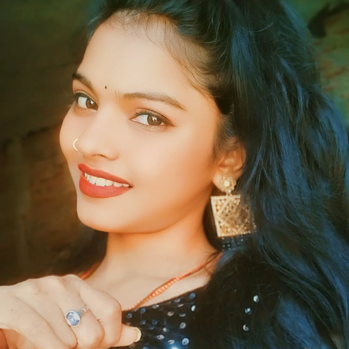 Bhojpuri singer Kalpana Patowary shares a calm, serene view into her colorful daily life.!