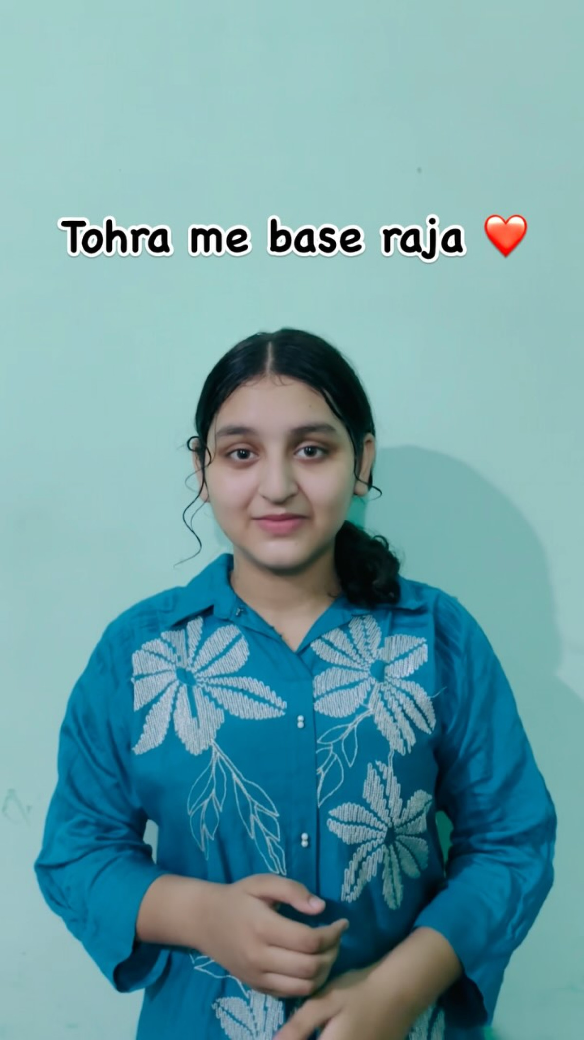 Kalpana Patowary delivers a soulful Bhojpuri message, igniting ardor in her devoted fans.