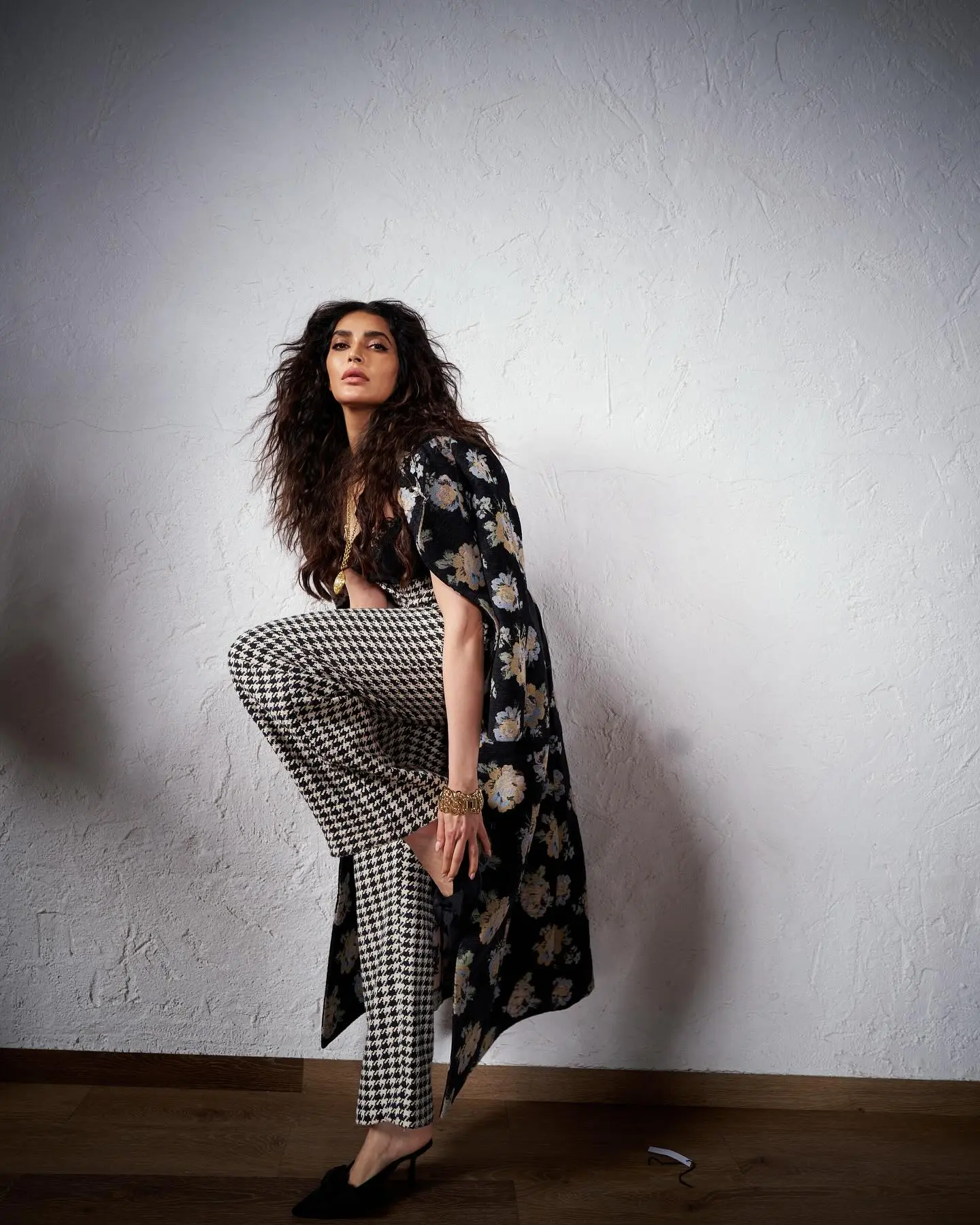 Karishma Tanna Stuns In Black And White Look