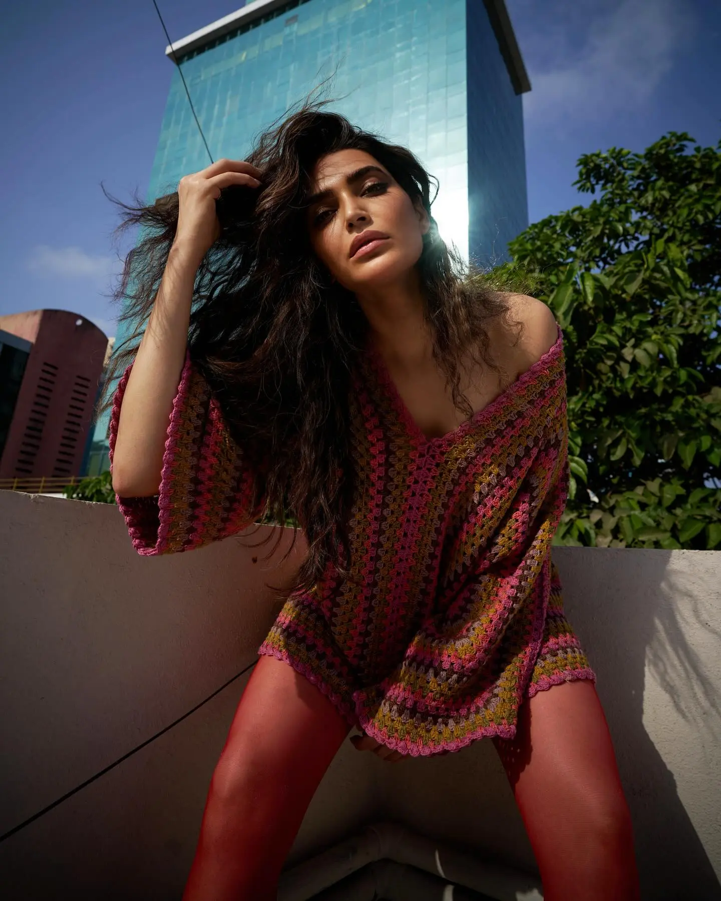 Karishma Tanna Stuns With Bold Red Alert Look Beauty experts unite in a bold collaborative look for Karishma Tanna’s head-turning style.