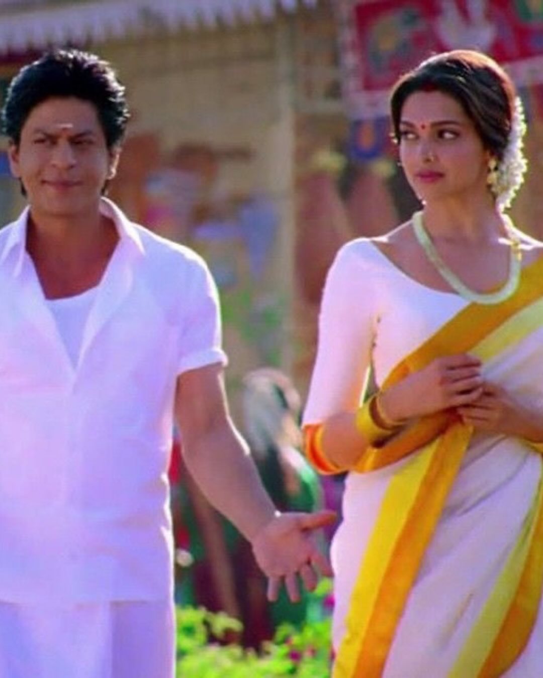 King Khan's Onscreen Romance: From Kajol to Deepika