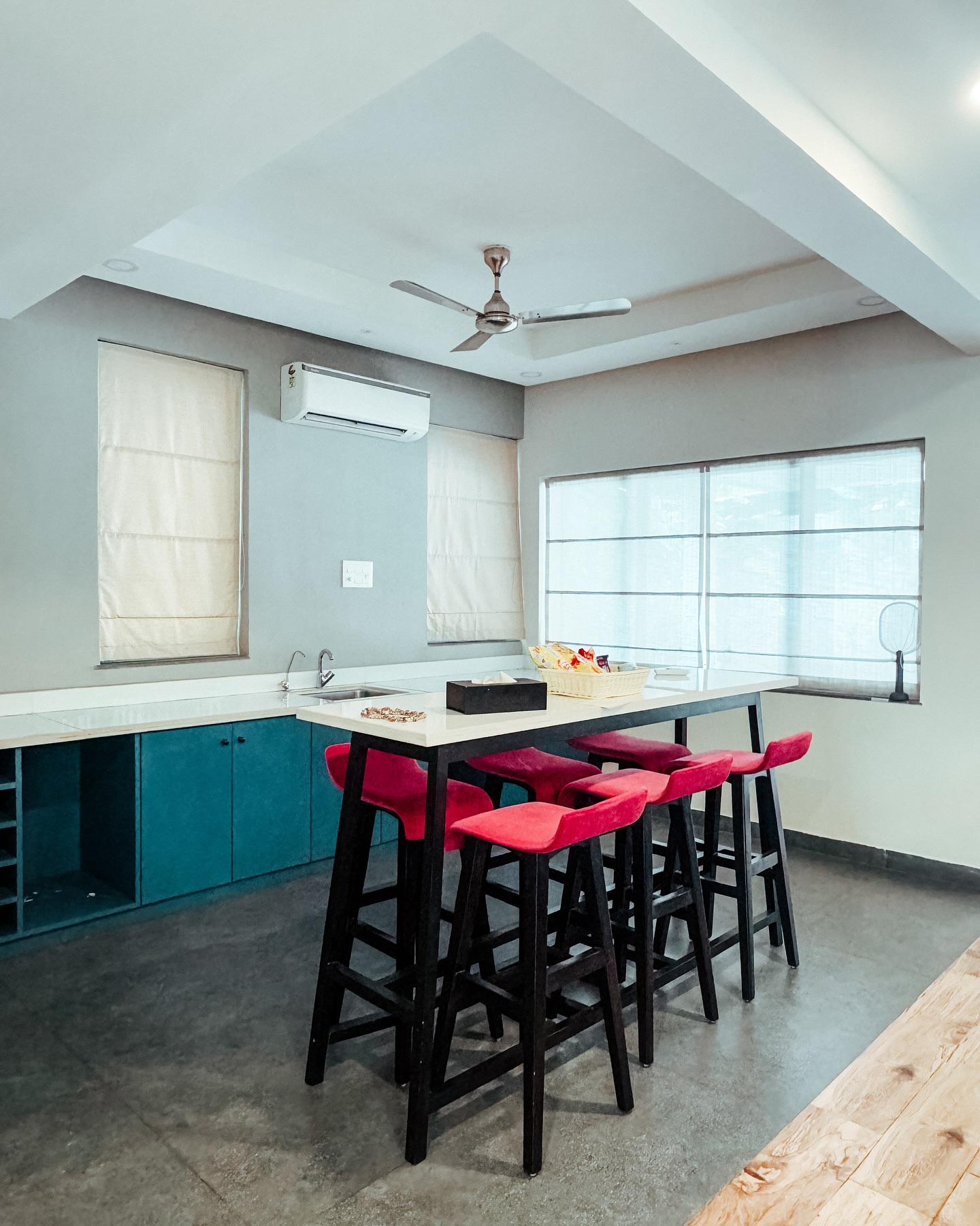 Kishwer Merchant Rai Enjoys Villa Anasa Stay