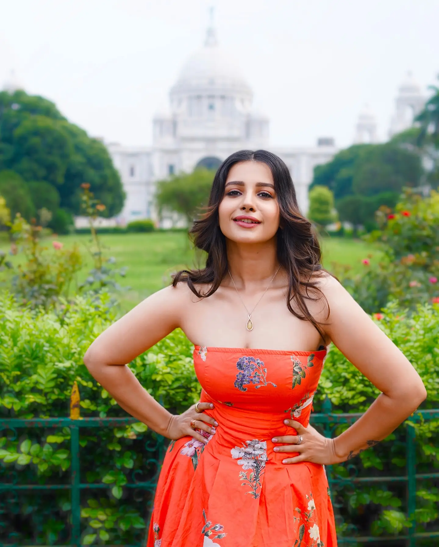 Kolkata Classics: Angana Roy's Floral Fashion Moment