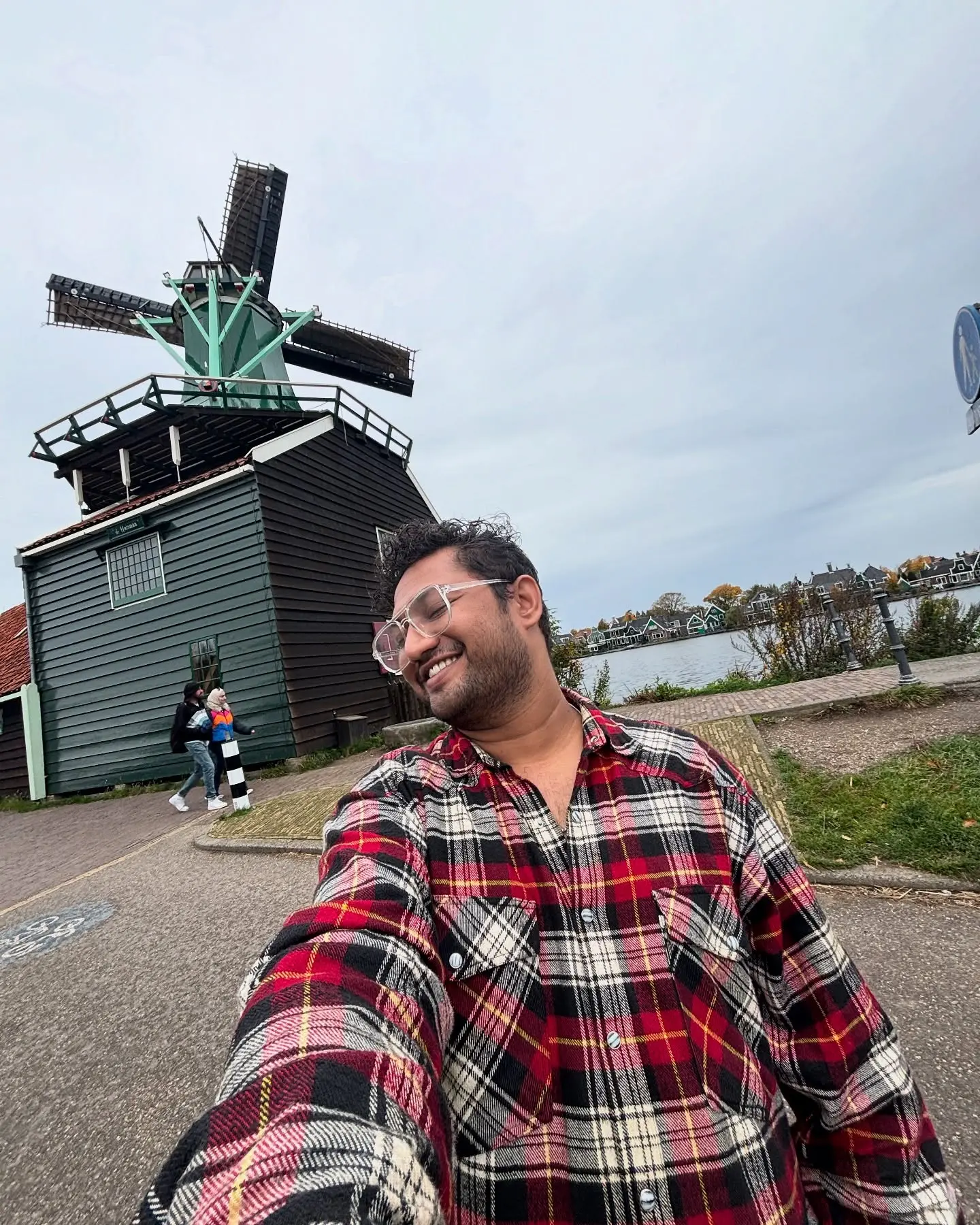 Kratex’s Poetic Vibes: A Blend Of Music And Mystery