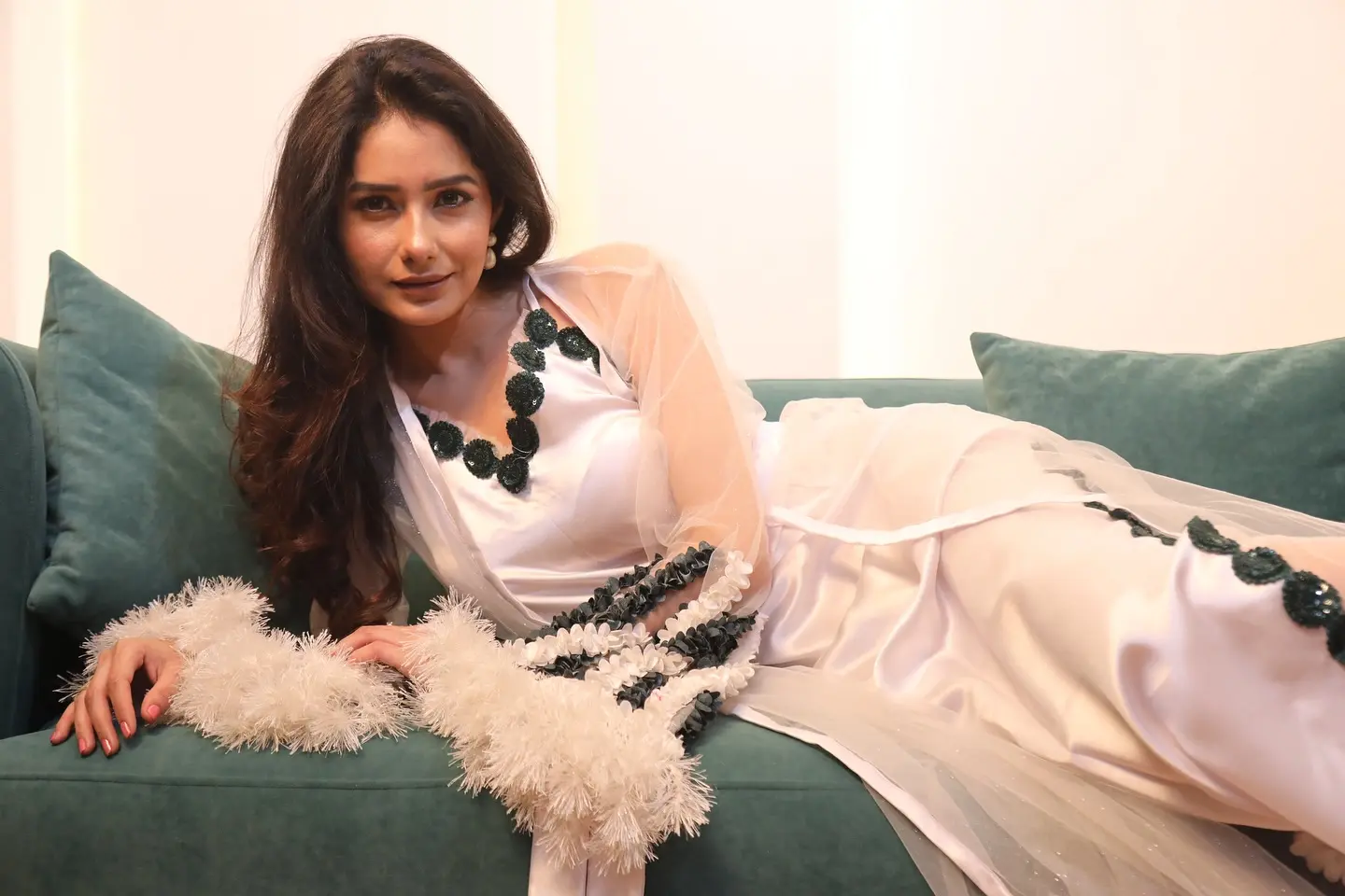 Leena Jumani Stuns in Empress Premium Wear Ensemble