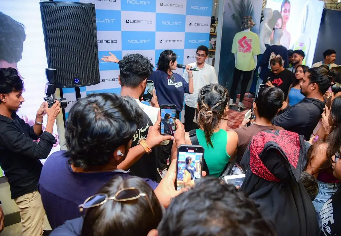 Licenced Debut Drop Mesmerizes Fans at Colombo City Centre