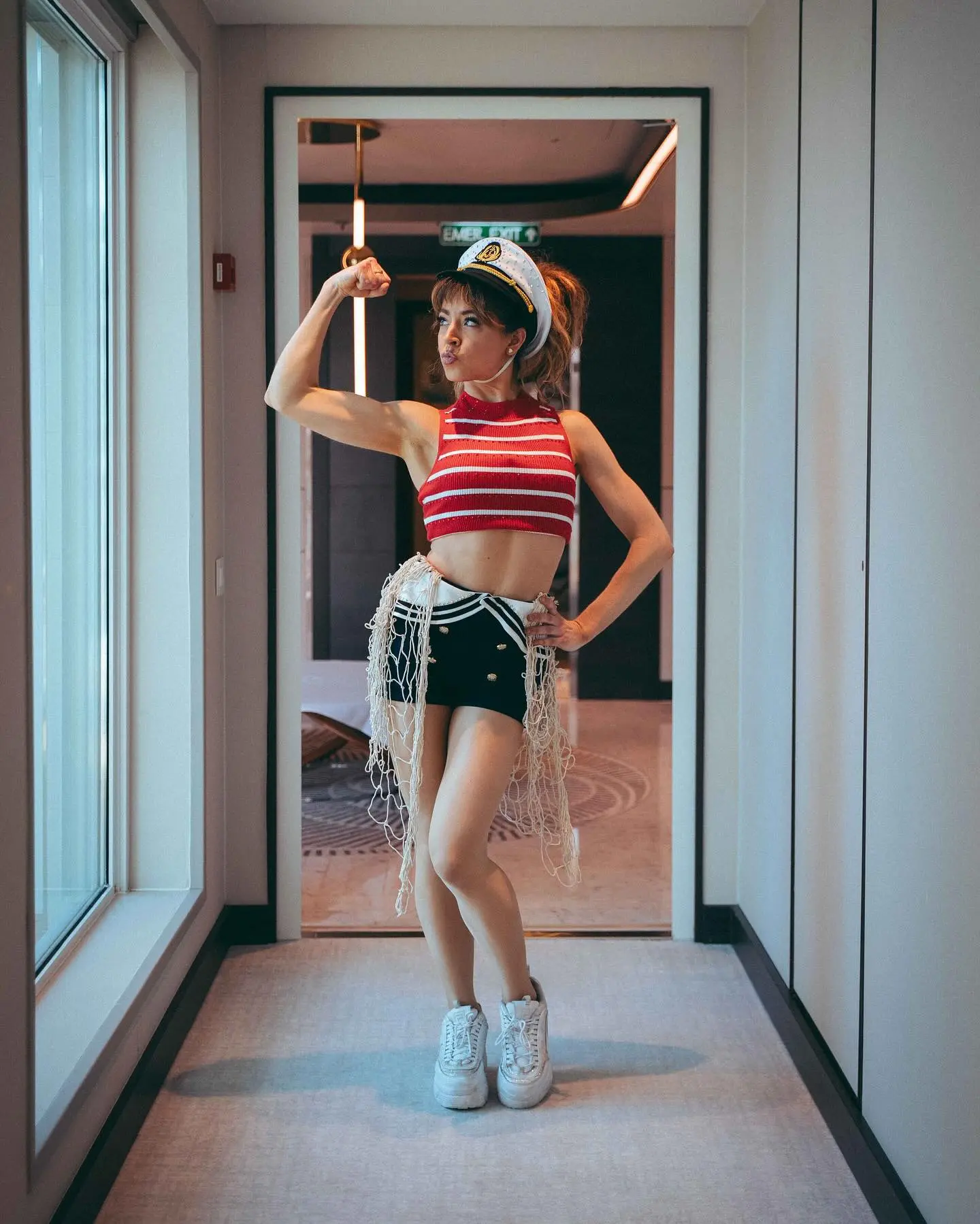Lindsey Stirling Sets Sail With Cruise-Themed Show