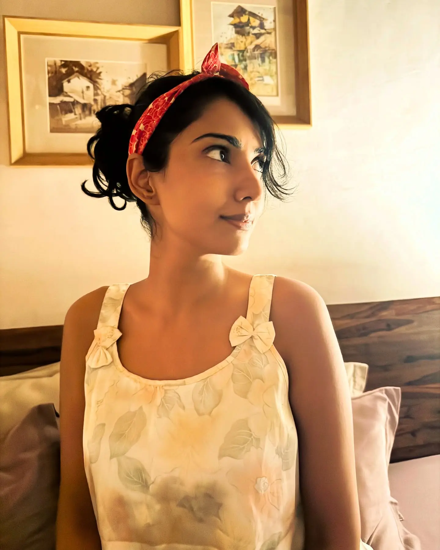 Little Miss Sunshine Teena Singh, as @teesuperfly, lights up feeds with charm, style, sunny vibes big time now!