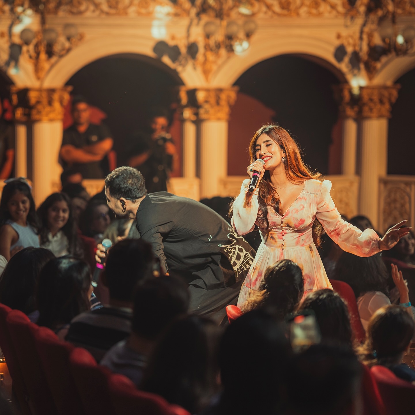 Live Dreams: Akasa Singh Inspires At Concert
