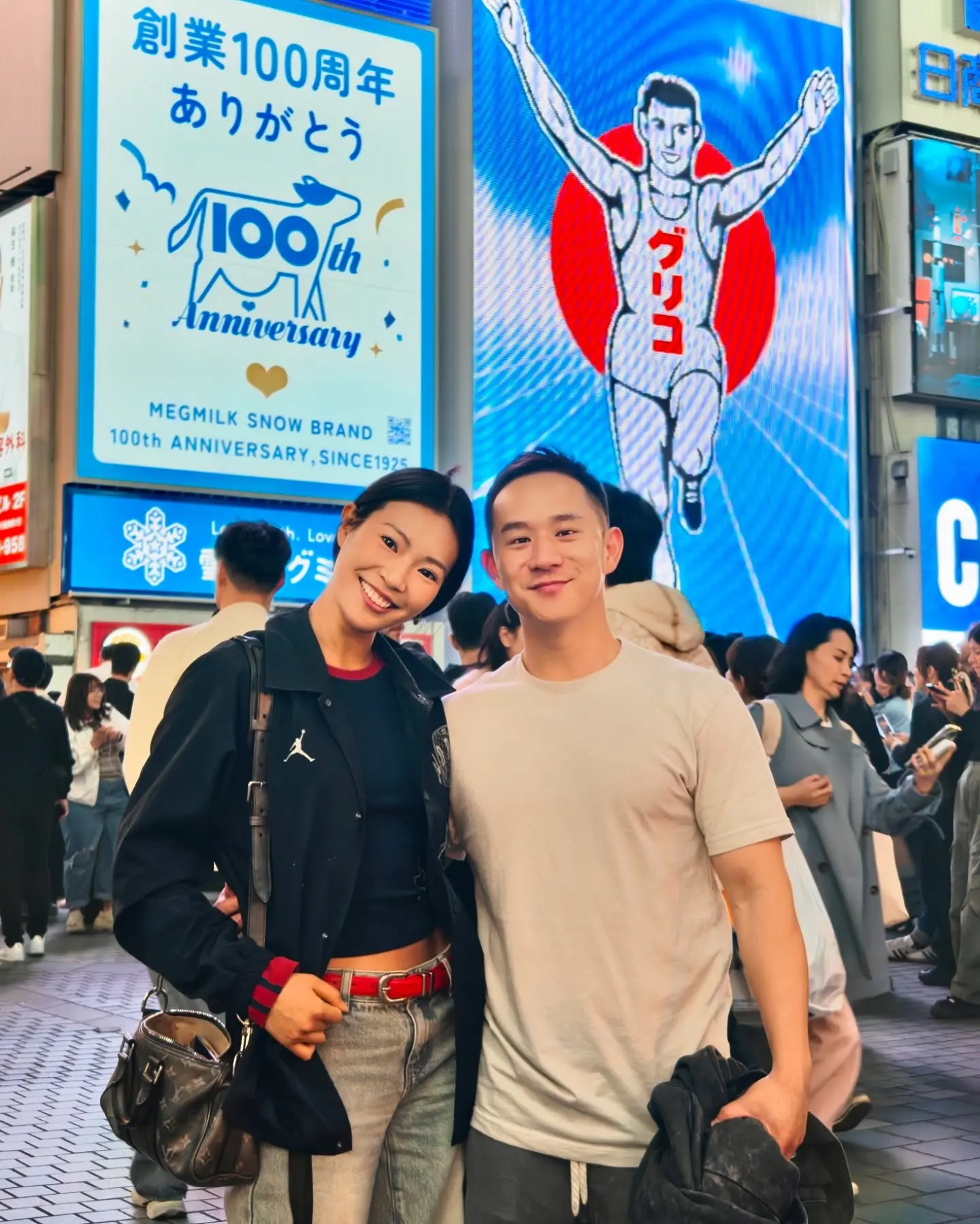 Love & Japan: Couple’s Unforgettable Travel Moments Jason Chen and luseeyalu tour Japan’s vibrant streets, timeless temples, and pure charm.!!