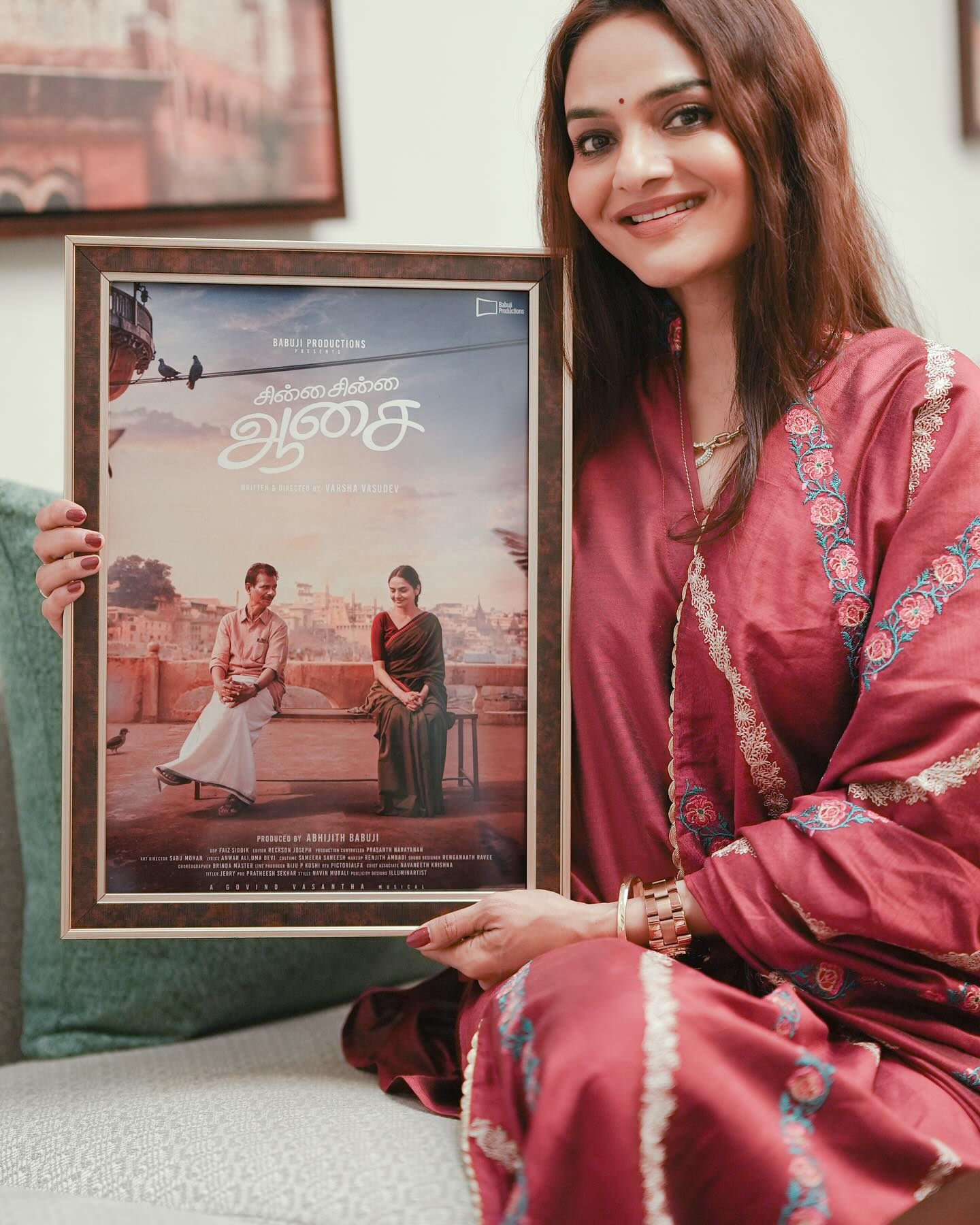 Madhoo Shines In Cinematic Celebration