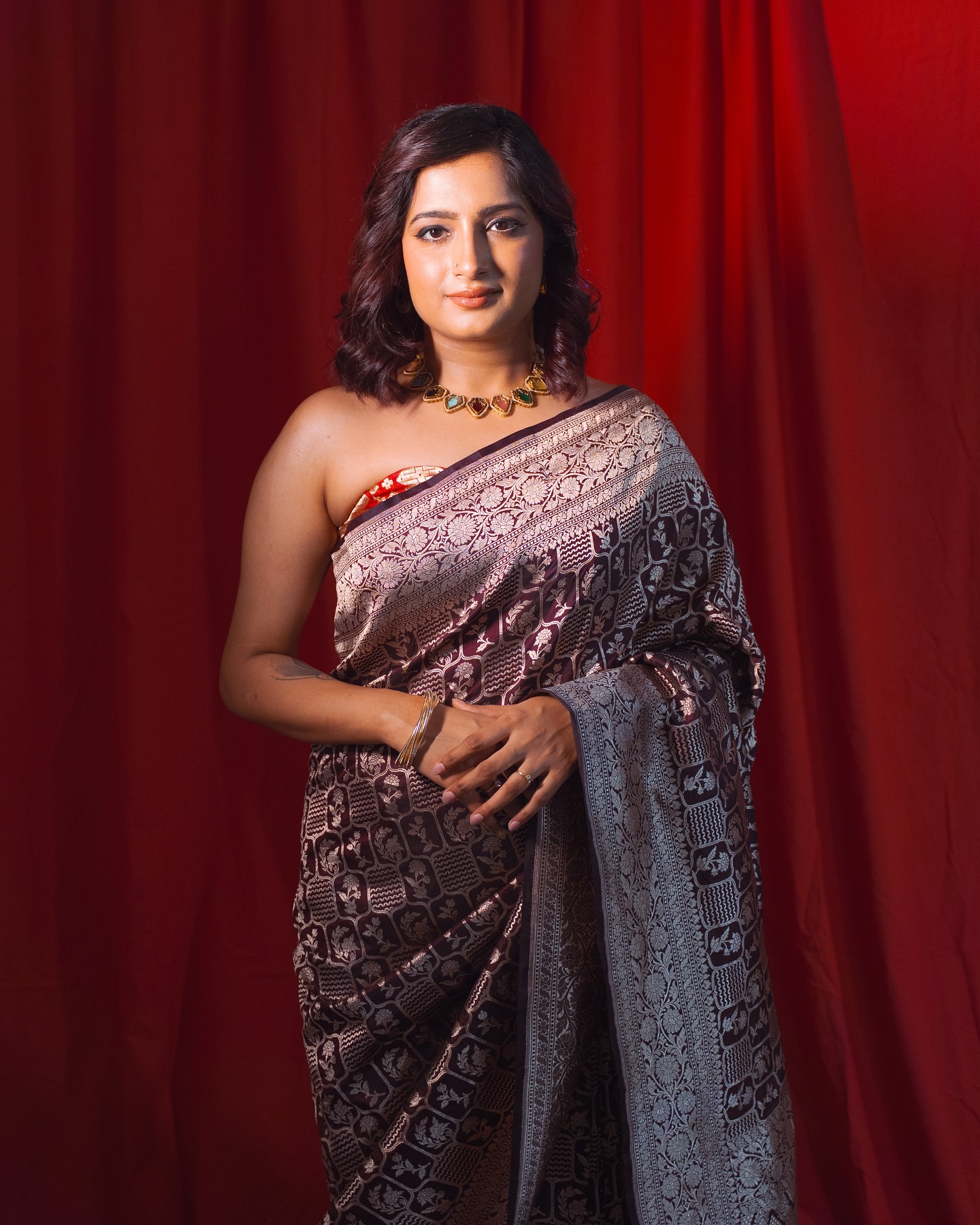 Madhubanti Bagchi Celebrates Zee Cine Award