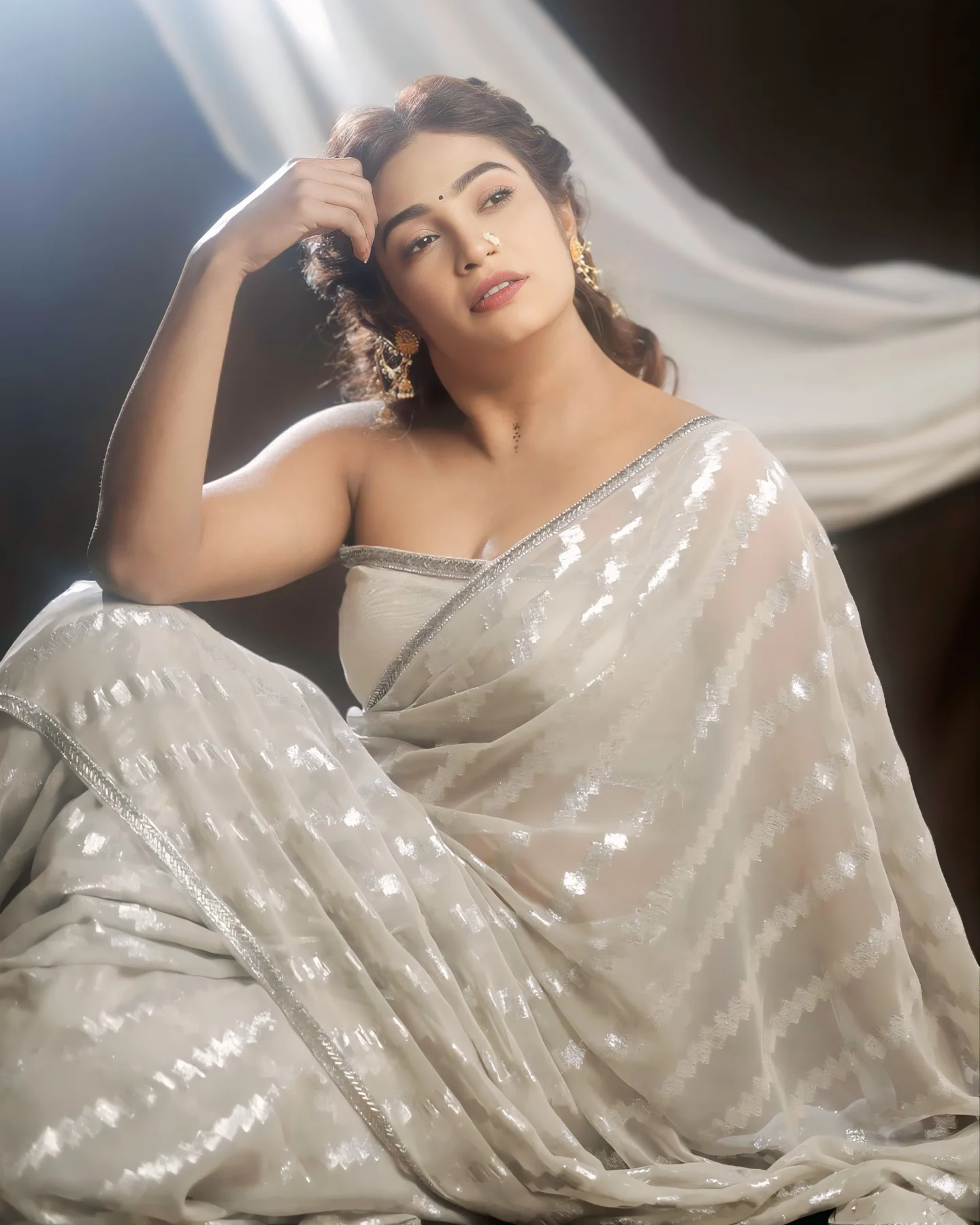 Madhuri Dipankar Fashion Moment Captivates Fans