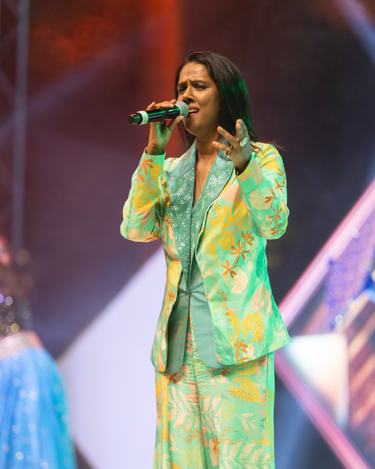 Mahalakshmi Iyer Shines at Maha Vandan Awards