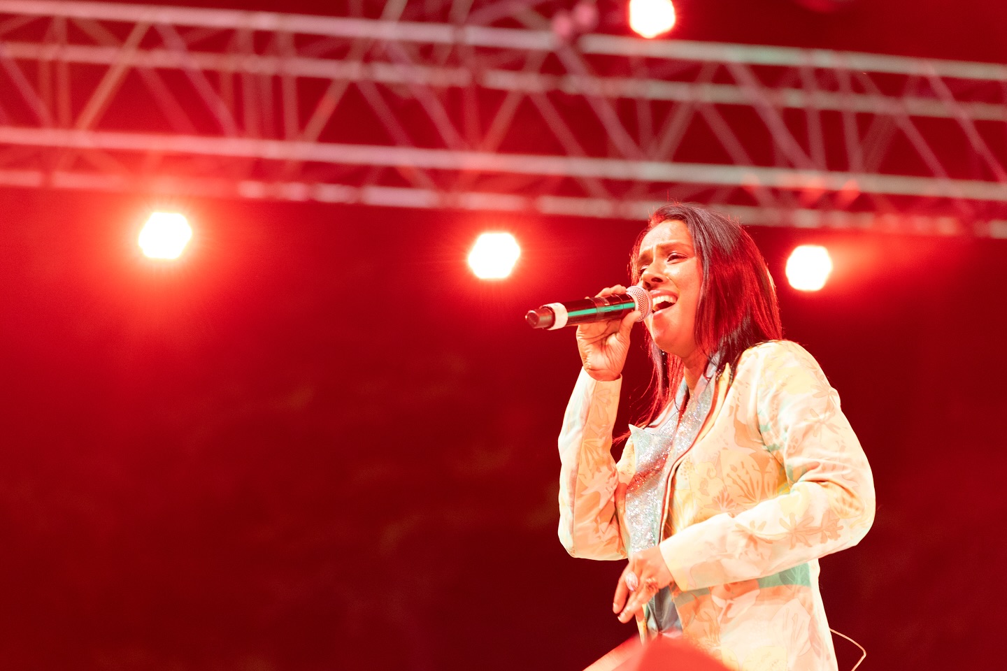 Mahalakshmi Iyer Shines at Maha Vandan Awards
