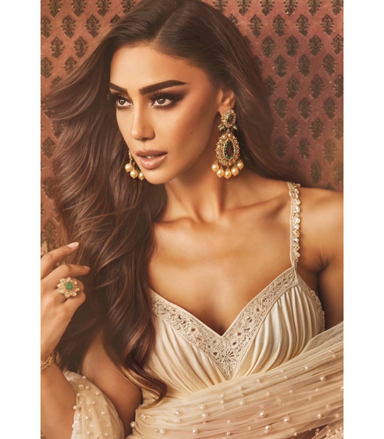 Mahek Chahal Stuns In Chic Styled Look Mahek Chahal dazzles in chic look with artistry by Hoorvi J Valaya and Ank Chikara in mode