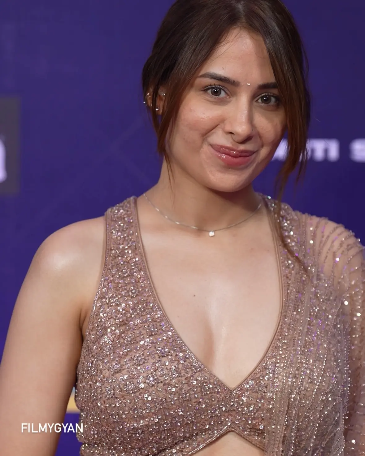 Mahira Admired By Filmygyan